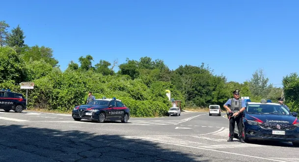 Tenta di ammazzarlo durante un pic nic al chiaro di luna: in manette la mantide di Subiaco