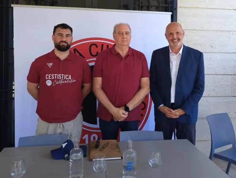 La Cestistica Civitavecchia si presenta e lancia un progetto triennale per tornare in serie B. Primo colpo il giovane Samassa