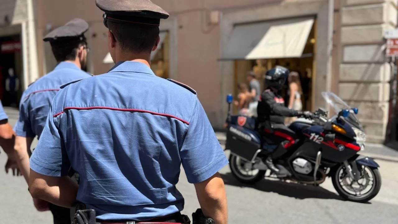 Furti ai turisti a Roma, i Carabinieri stringono la rete nel centro storico
