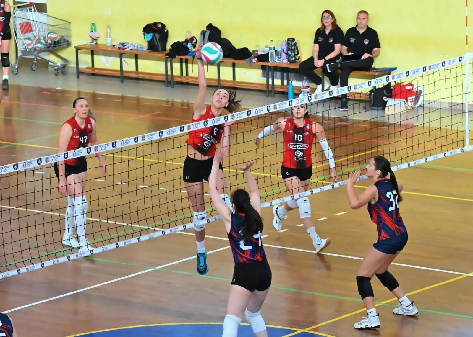 Pallavolo, è l'ora del derby - TRC Giornale