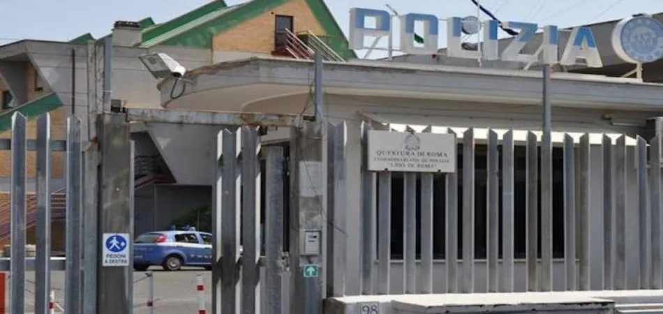 Tenta il suicidio vicino agli Scavi di Ostia Antica: gli agenti del X Distretto Lido lo trovano e lo salvano