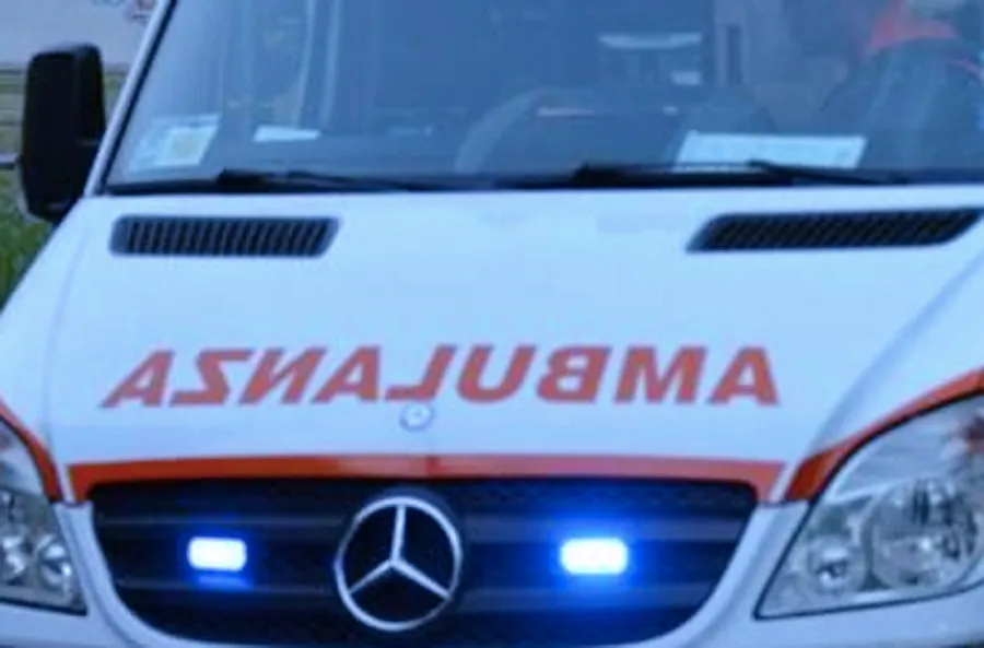 Aggressione alla stazione Tuscolana: 26enne accoltellato e rapinato dopo una lite allo skate park