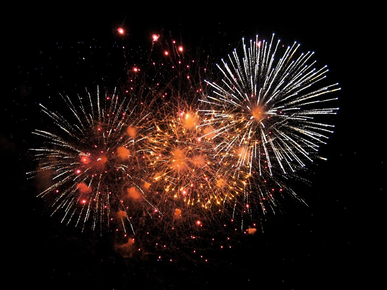 Stagni di Ostia in festa per Sant’Agostino: due giorni tra musica, street food e fuochi d’artificio