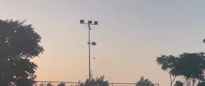 Incendio nel Parco dell’Aniene: residenti terrorizzati e viabilità in tilt a Roma (VIDEO)