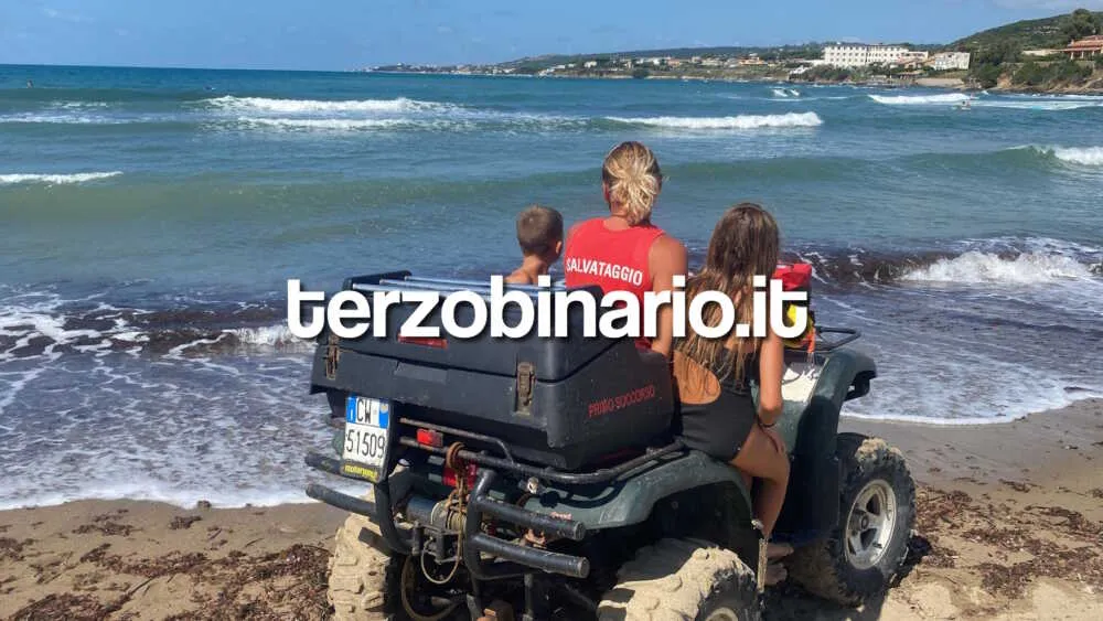 Salvataggio in mare di padre e figlio al PuraVida di Santa Marinella • Terzo Binario News