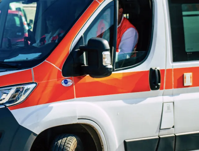 Colpita da un infarto a Pomezia: 79enne è viva grazie agli operatori ARES 118, in 8 minuti sul posto